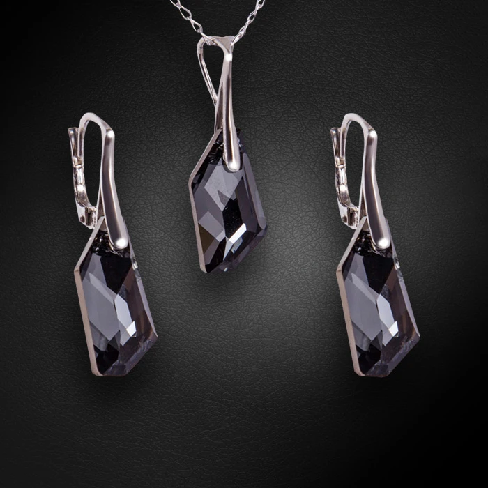 Diamond Sky Jewelry Sidabrinis papuošalų rinkinys moterims „Hyperborea (Sidabrinis Night)“ su Swarovski® kristalais