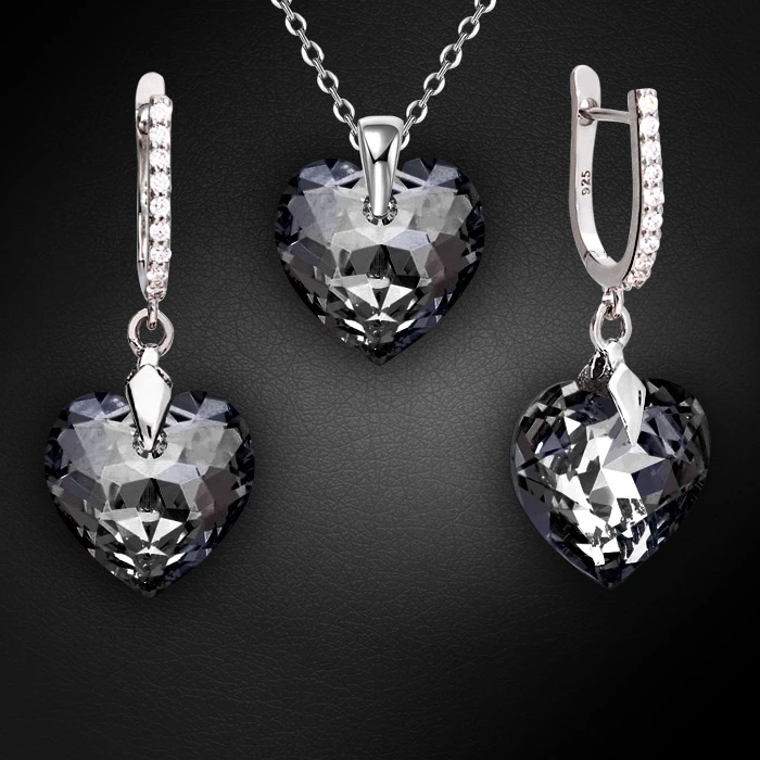 Diamond Sky Jewelry Sidabrinis papuošalų rinkinys moterims „Romantic Heart III R (Sidabrinis Night)“ su Swarovski® kristalais