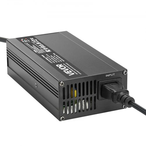 VEVOR 12V 10A išmanusis LiFePO4 kroviklis RV