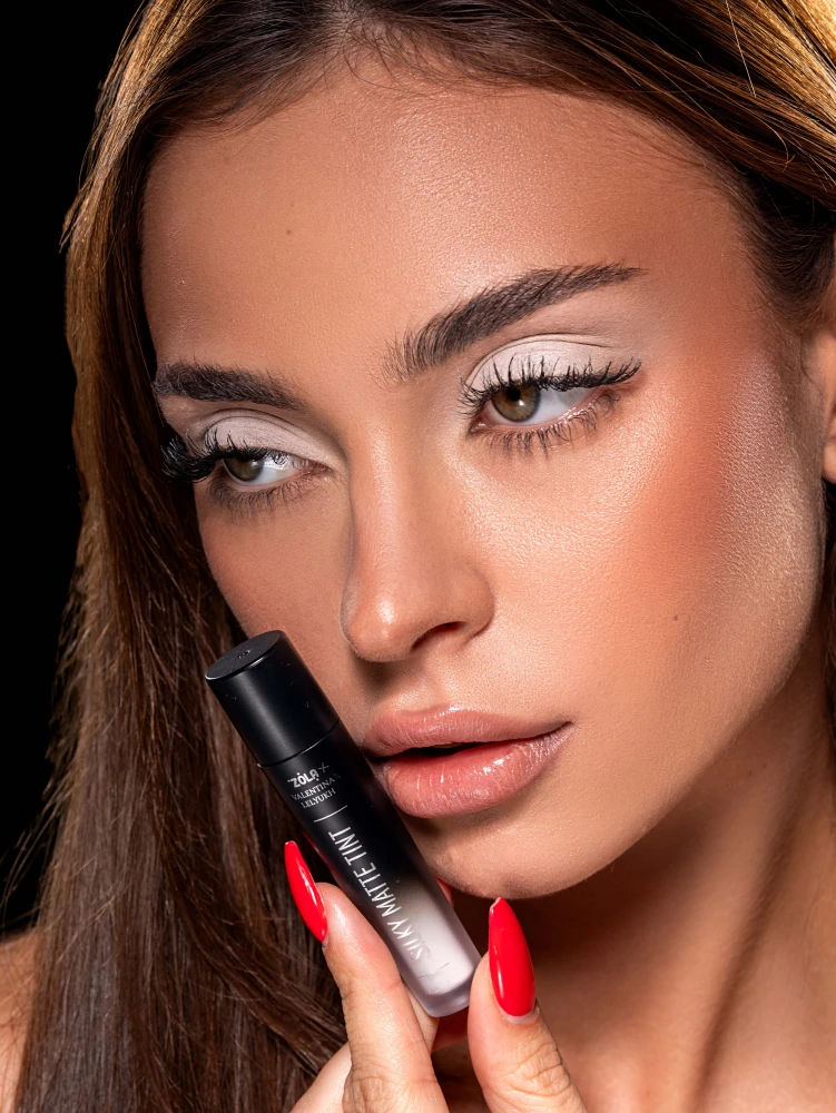 Silky Matte Tint - Skysti akių šešėliai - 02 MOONLIGHT