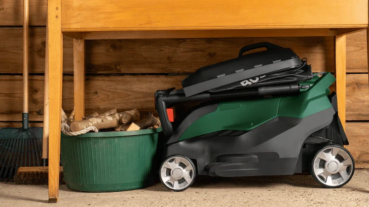 Laidinė vejapjovė Bosch AdvancedRotak 40-650, 1700 W