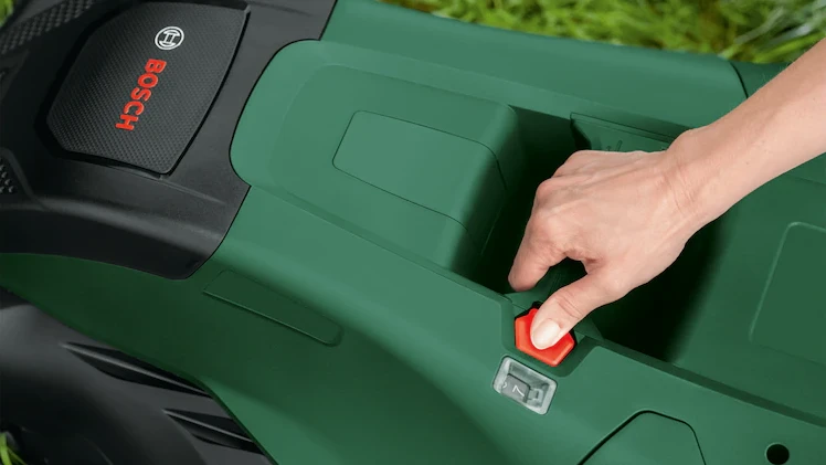 Laidinė vejapjovė Bosch AdvancedRotak 40-650, 1700 W