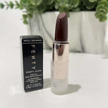 Fenty Beauty Icon Semi Matte Kreminis Lipstick Refill lūpų dažai-papildymas, atspalvis: 03 Bored Member, 3.8 g