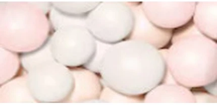 Pudros rutuliukai Guerlain GUERLAIN Météorites Light Revealing Pearls of Powder, atspalvis: 01 Pearly White / Blanc de Perle, 20 g