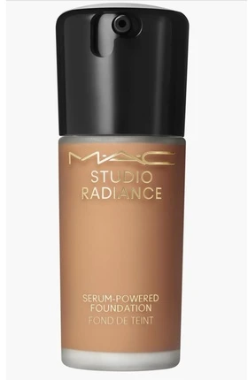 MAC Cosmetics drėkinamasis makiažo pagrindas „Studio Radiance“ (serumu sustiprintas makiažo pagrindas), 30 ml, NW45