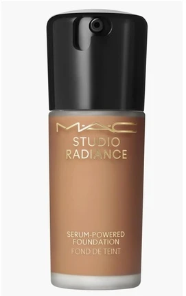 MAC Cosmetics drėkinamasis makiažo pagrindas „Studio Radiance“ (serumu sustiprintas makiažo pagrindas), 30 ml, NW47
