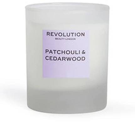 Revolution Home „Patchouli and Cedarwood“ kvapioji žvakė – 170 g