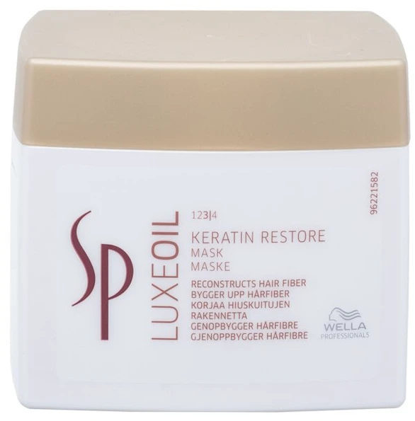 Wella System Professional Kaukė atstatanti keratiną Wella SP Luxe Oil Restore Mask 400ml