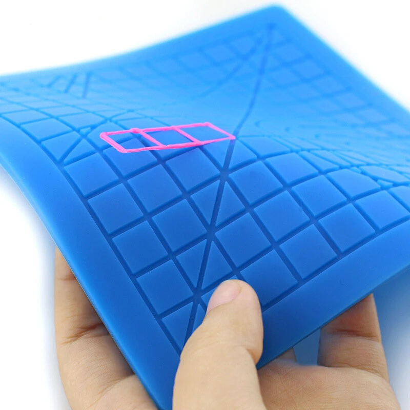 3D rašiklio kilimėlis 177x177 mm, mėlynas, karščiui atsparus silikoninis kilimėlis su 2 pirštų apsaugomis, 3D piešimo kilimėlis, silikoninis 3D rašiklio pagrindas, 3D rašiklio apsauginis kilimėlis