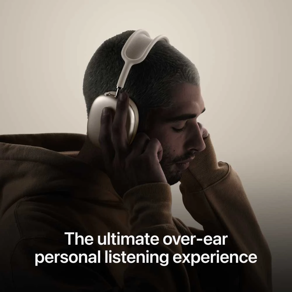 Apple AirPods Max ausinės ant vartotojo galvos