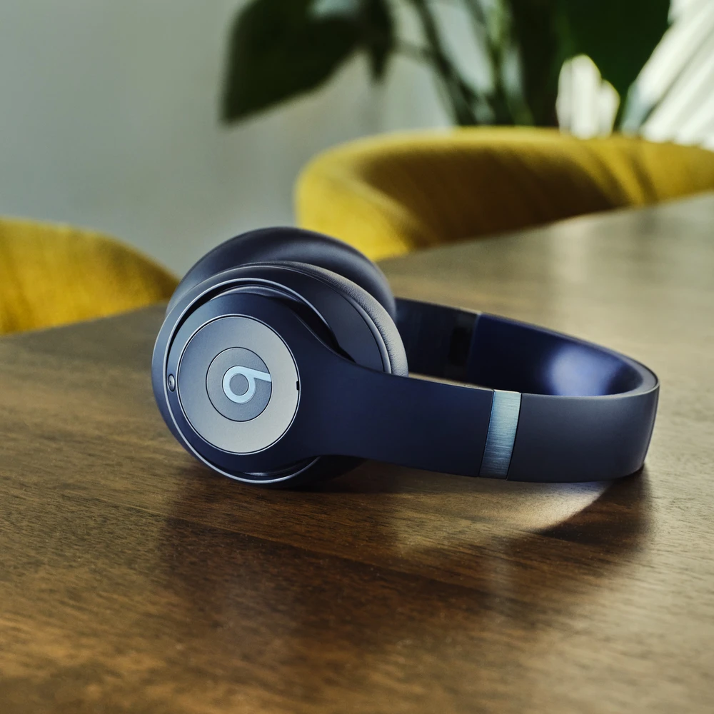 Beats Studio Pro Wireless Headphones - Navy - MQTQ3ZM/A