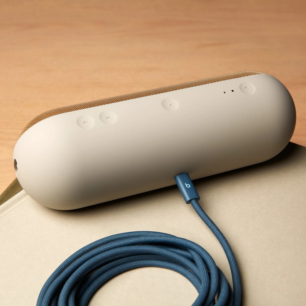 Beats 240W USB-C to USB-C Braided Cable (3 m ) - Nitro Navy - MHX84ZM/A