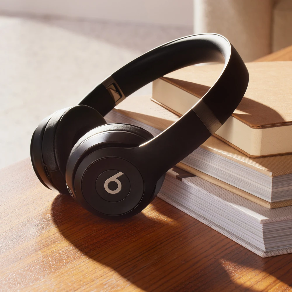 Beats Solo4 - On-Ear Wireless Headphones - Matte Black - MUW23ZM/A