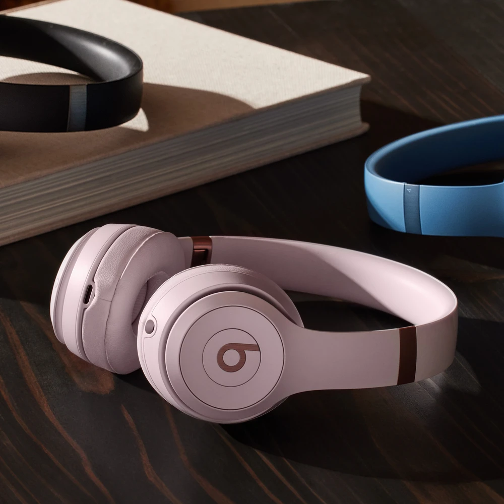 Beats Solo4 - On-Ear Wireless Headphones - Cloud Pink - MUW33ZM/A
