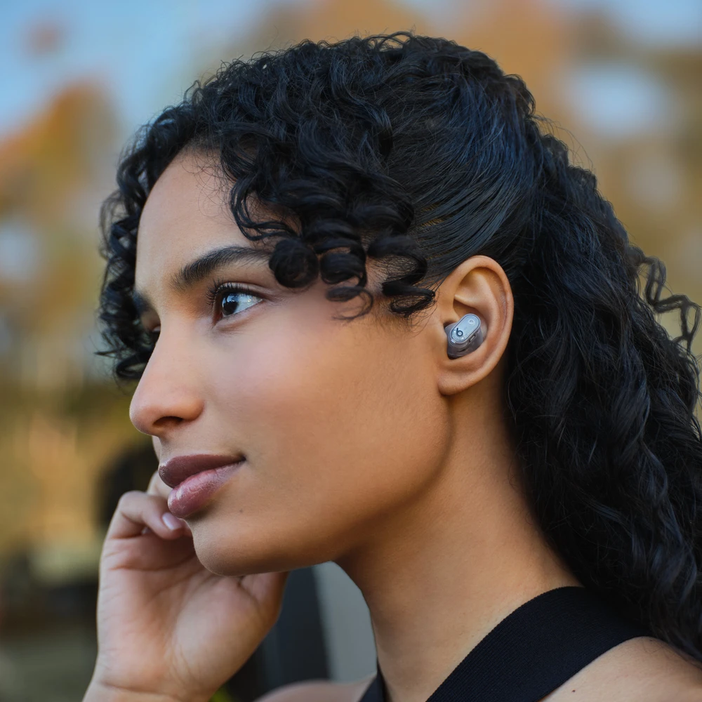 Beats Studio Buds + - True Wireless Noise Cancelling Earbuds - Transparent - MQLK3ZM/A