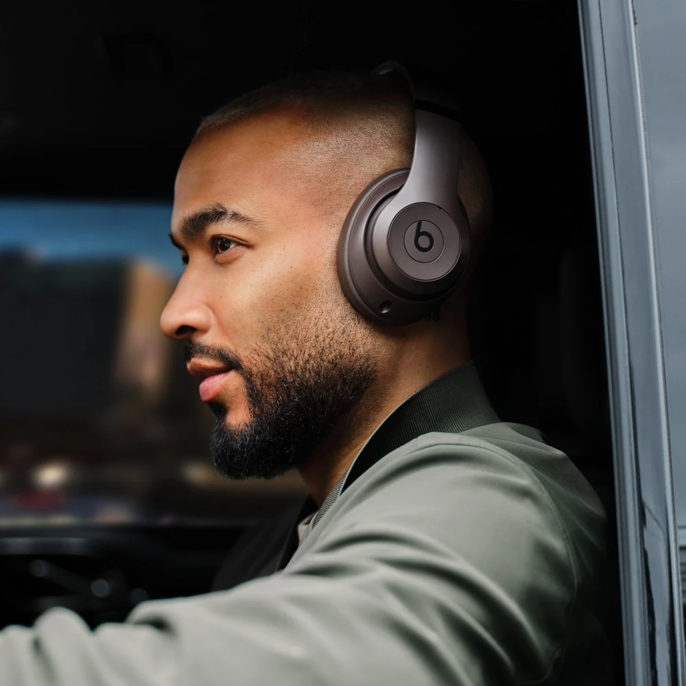 Beats Studio Pro Wireless Headphones - Deep Brown - MQTT3ZM/A