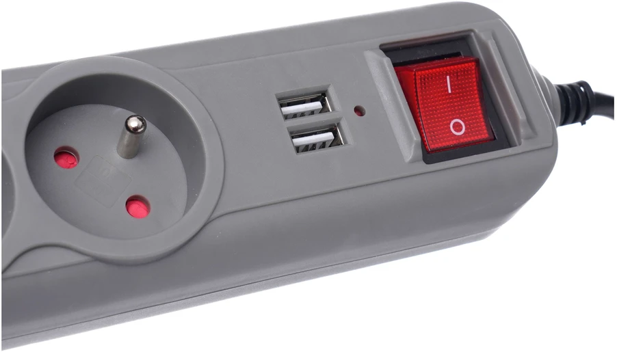 Kraftdele Ilgintuvas su USB lizdais 1,5 m KD4033