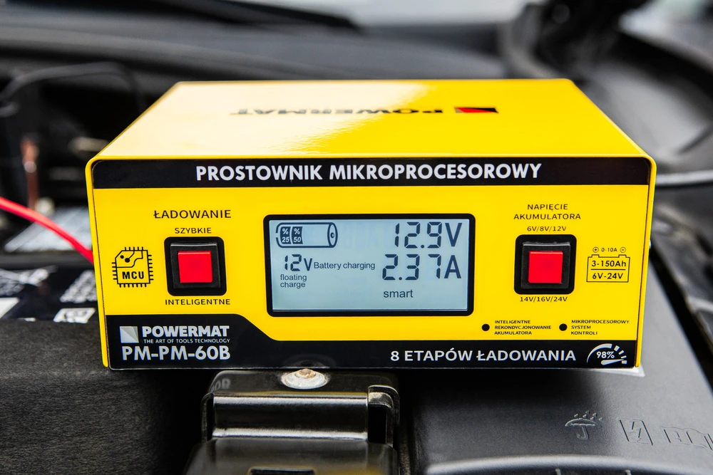 Powermat Prostownik mikroprocesorowy akumulatorowy 6V - 24V PM-PM-60B