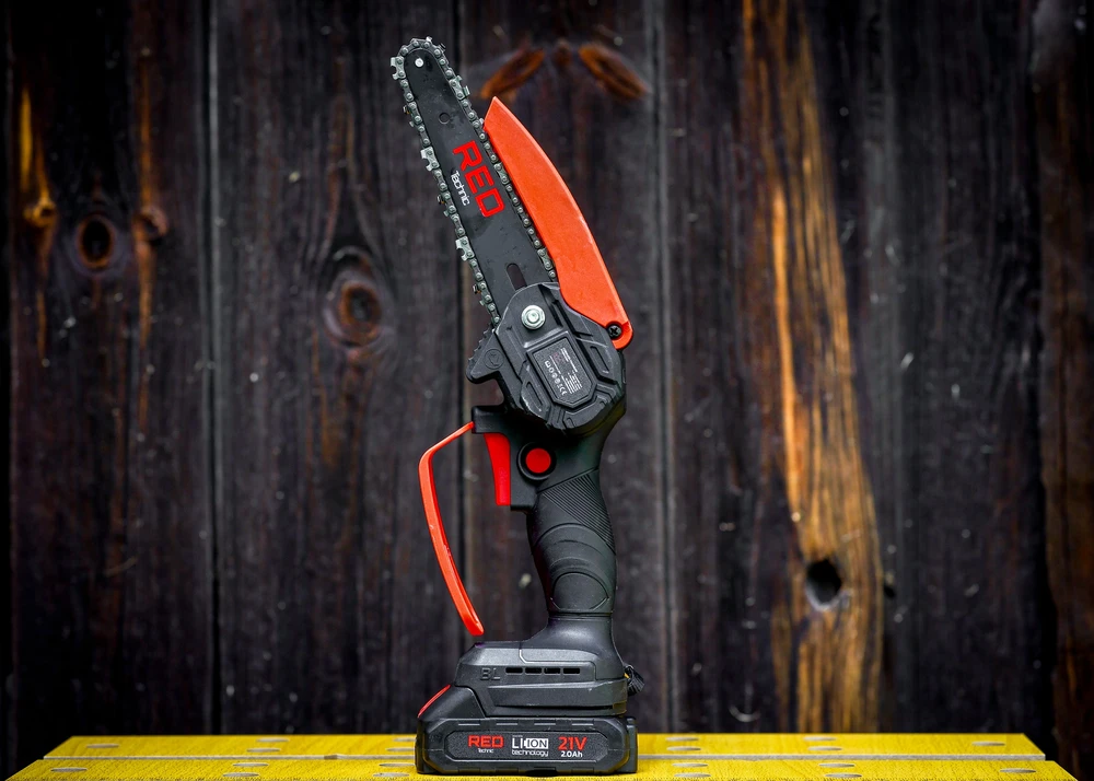 Grandininis pjūklas Red Technic Raudona Technic Akumuliatorinis grandininis mini pjūklas Raudona Technic RTMPA0064
