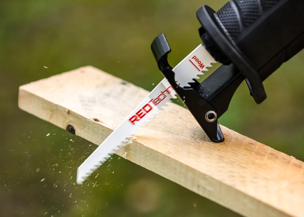 Grandininis pjūklas Red Technic tiesinis pjūklas RTPSZ0092