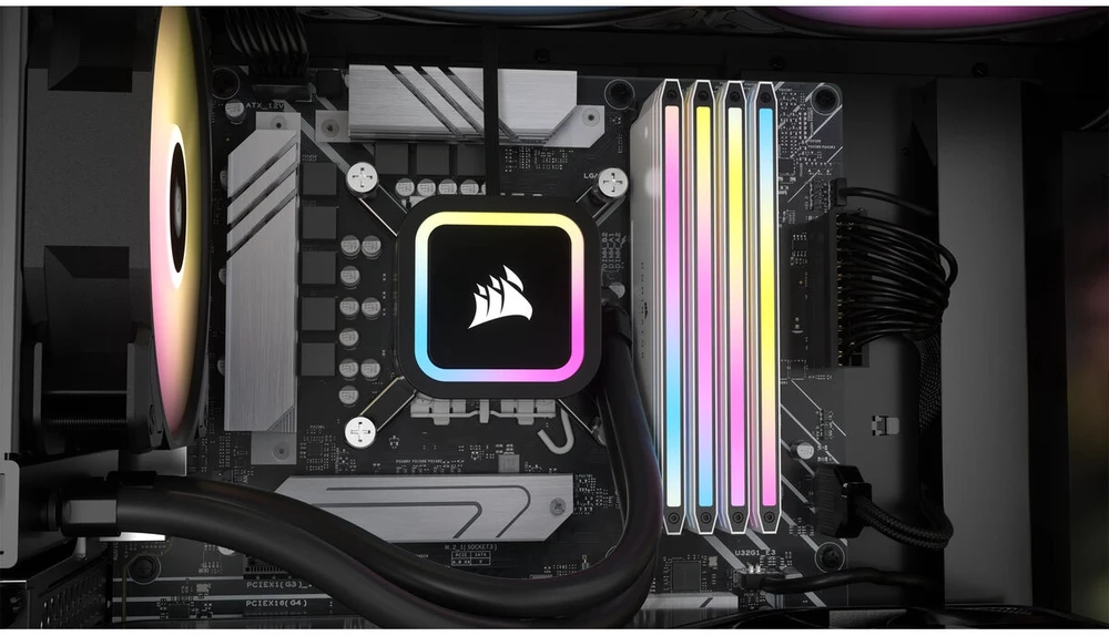 RAM DDR5 64GB PC 6400 CL32 CORSAIR KIT (2x32GB) DOMIN. T RGB Baltas mažmeninė pakuotė