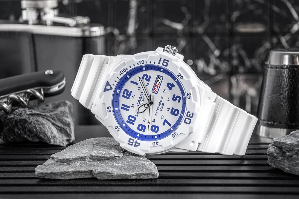 Laikrodis CASIO moterims MRW200HC7B2VD (47MM)
