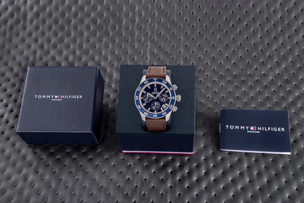 Laikrodis TOMMY HILFIGER 1792163. Kvarcas, Spalva mėlyna. Žmogus.