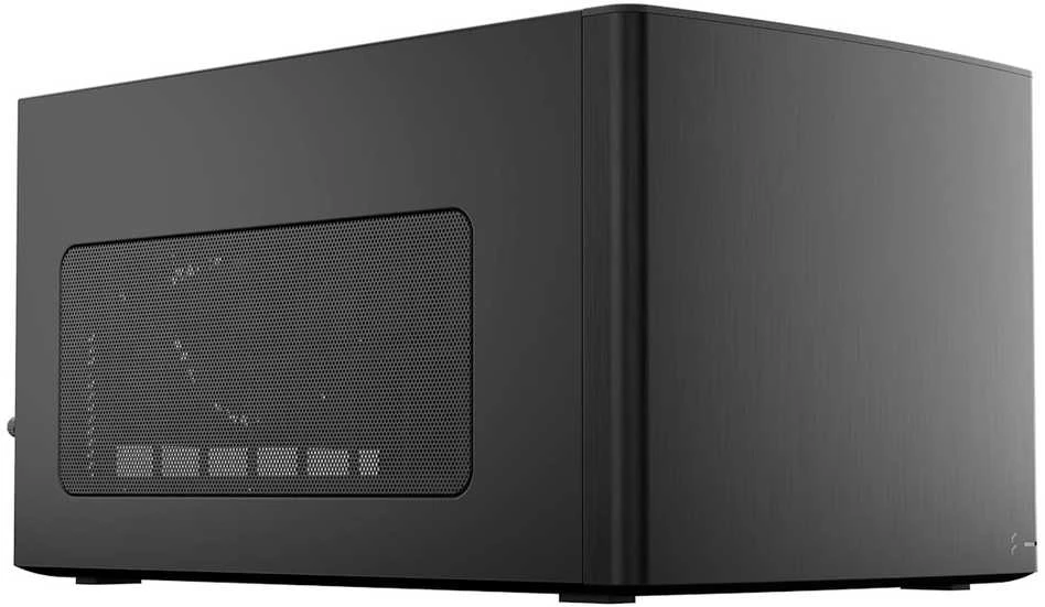 „Fractal Design“ | „NODE 304“ | 2 – USB 3.0 (pridedamas vidinis 3.0–2.0 adapteris) 1 – 3,5 mm garso įvestis (mikrofonas) 1 – 3,5 mm garso išvestis (ausinės) Maitinimo mygtukas su LED indikatoriumi HDD LED | Juodas