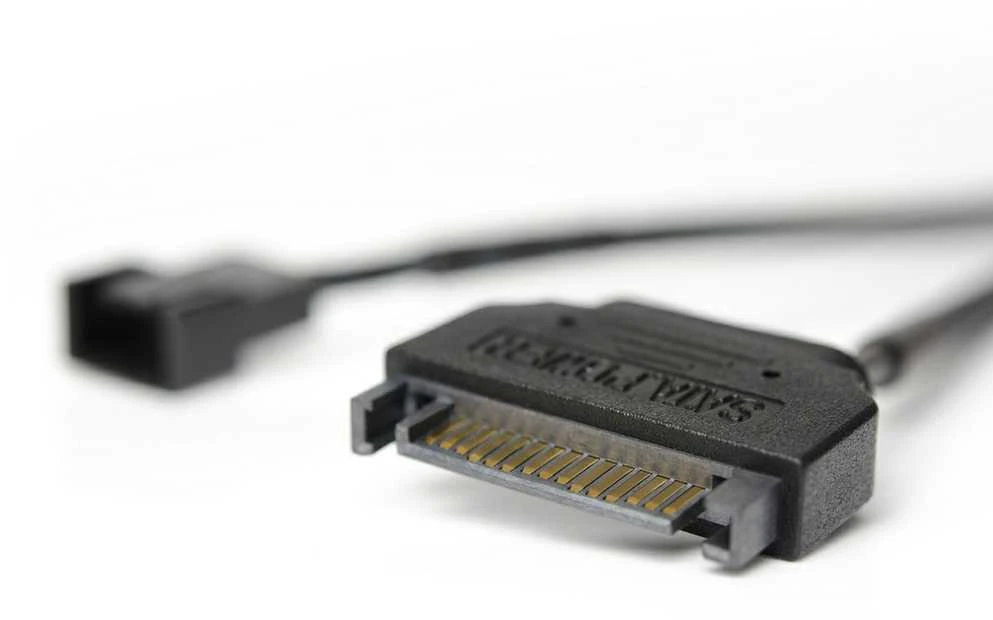 Noctua NA-SAC5 adapterio kabelis SATA iki 3/4 kontaktų