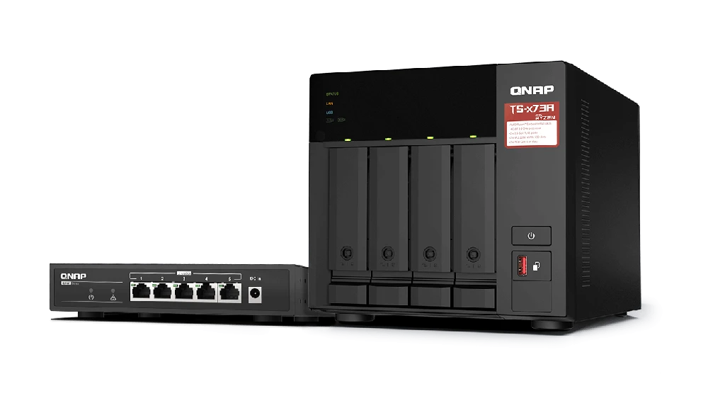 Serveris QNAP TS-473A + QSW-1105-5T Bundle Pack NAS Tower Ryzen Embedded V1500B 8 GB DDR4 0 TB QNAP Turbo System Juodas