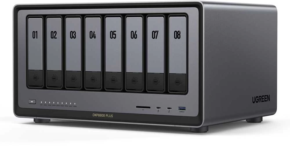 Serveris „UGREEN NASync DXP8800 Plus“ 8 skyrių NAS 0/8 SATA + 0/2 M.2 SSD, 2x 10GbE, 8 GB RAM