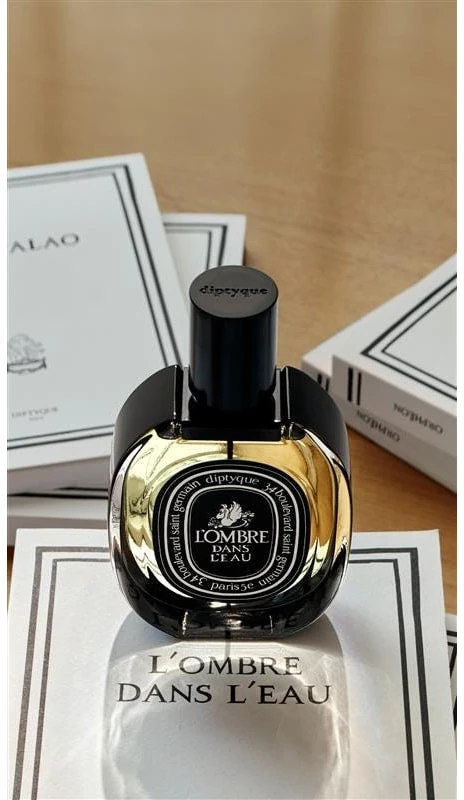 Diptyque Vandens šešėlyje