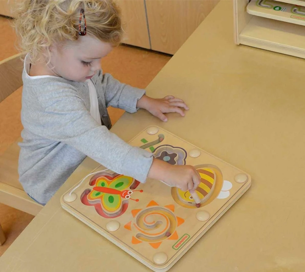 Žaislas labirintas Masterkidz, su magnetine lazdele