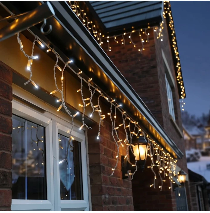 Girlianda-varvekliai su blykste 22m. 500LED šiltai balta spalva