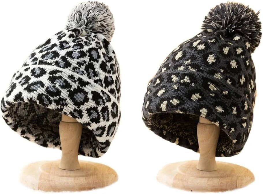 2 dalių megzta kepurė moterims su leopardo rašto burbuliuku, žieminė šilta kepurė, megzta kepurė su gyvūnų raštu, beanie kepurė su bumbulu, beanie kepurė su gyvūnų raštu, leopardo rašto vilnonė kepurė, slidinėjimo kepurė moterims ir mergaitėms
