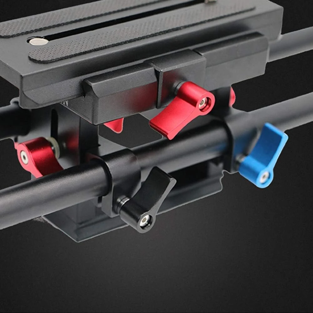 2 vnt. M5 x 20 mm rankenėlės varžtai su svirtele