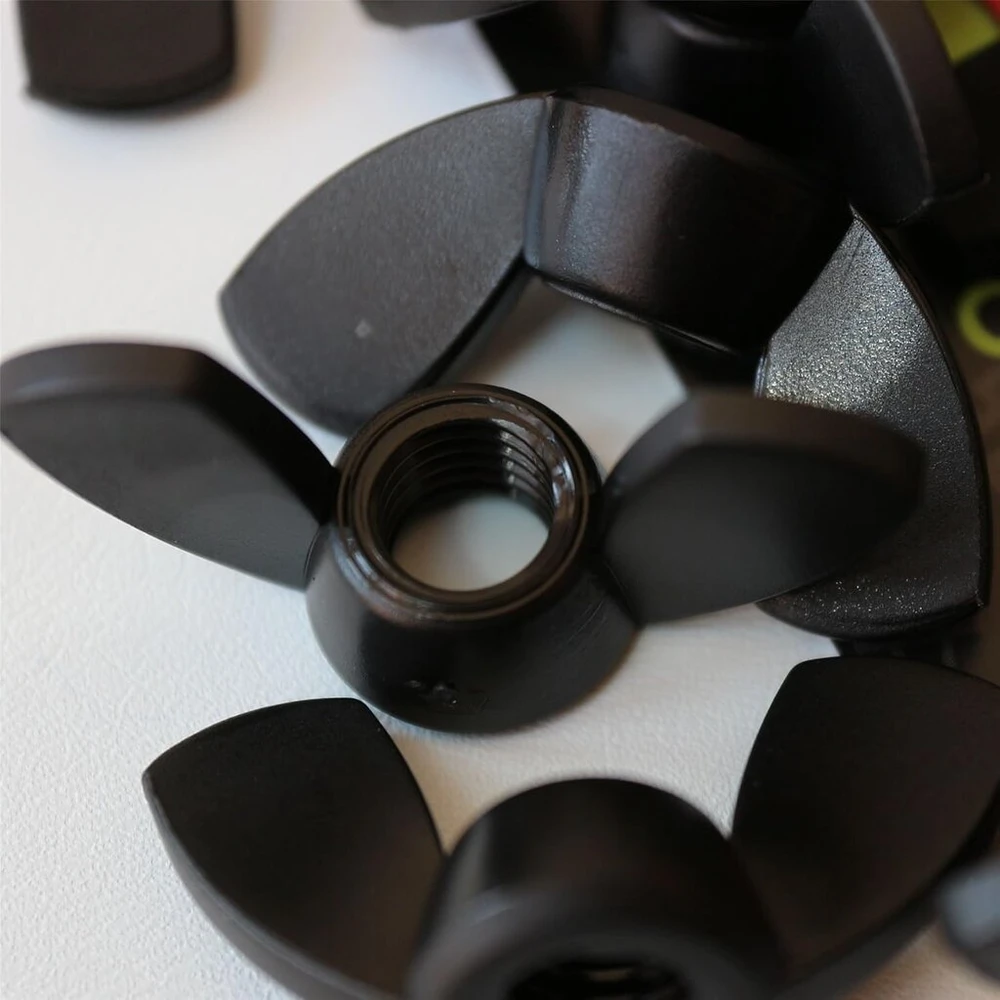 20x juodos akrilo m8 sparnuotosios veržlės plastikschrauben