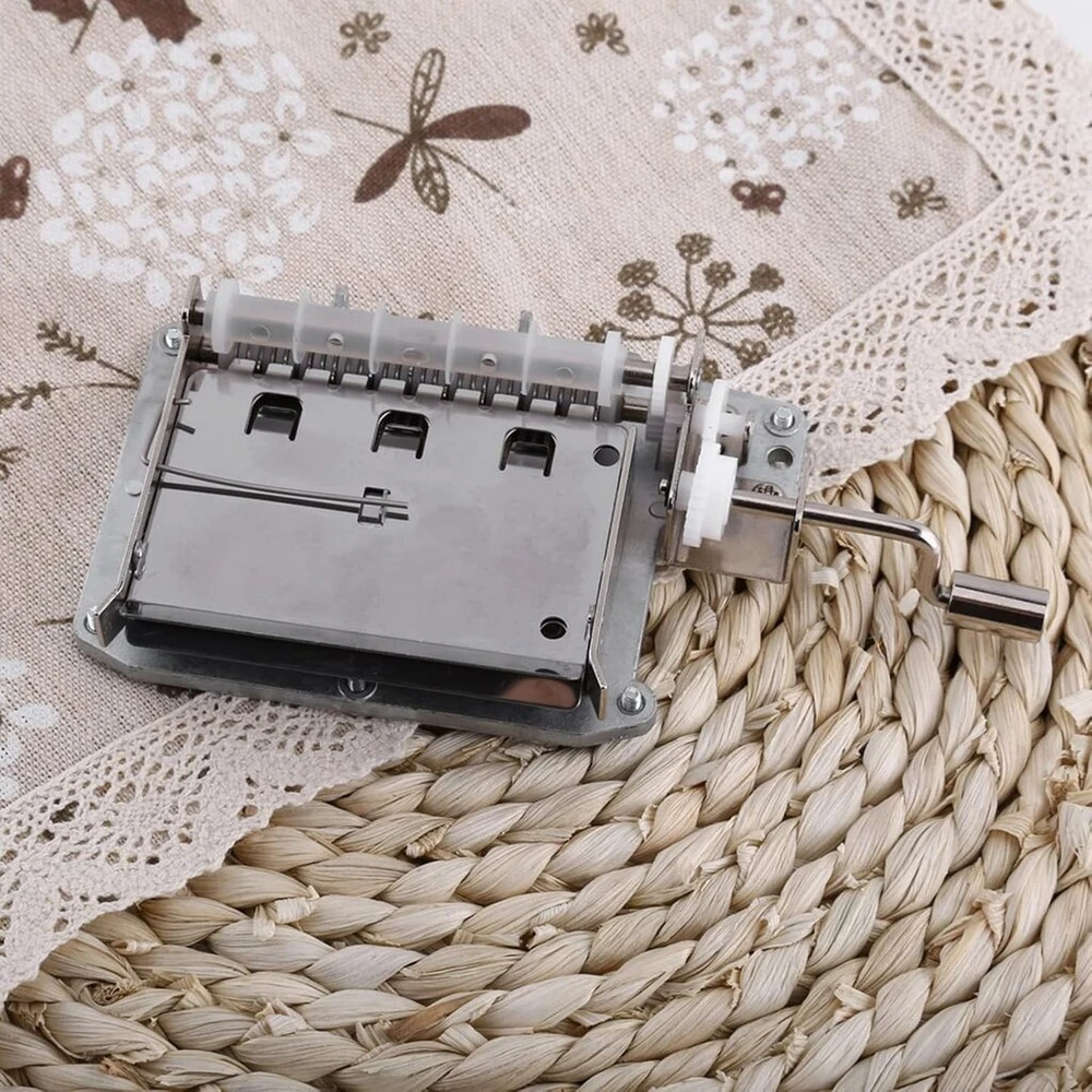 30 natų "pasidaryk pats" muzikos dėžutė, melodijos rankinis muzikos dėžutės rinkinys su mechanizmu, perforatoriumi ir 3 vnt. popieriaus juostelių