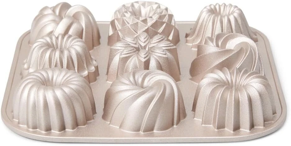 9 mini Bundt formelės, aliuminio, aukso spalvos