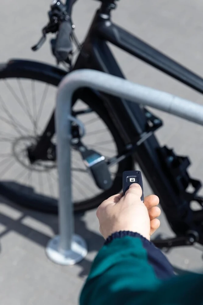 Abus Smartx nuotolinio valdymo pultas (rc) - nuotolinio valdymo pultas, skirtas atidaryti Abus sulankstomą spyną Bordo One 6500a - priedai