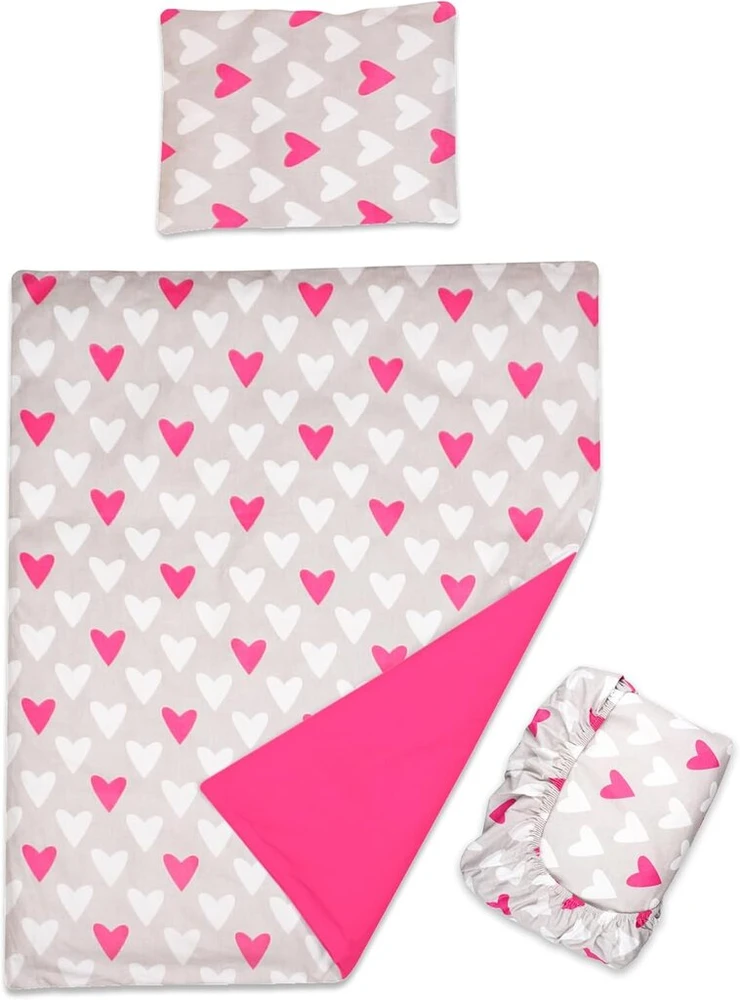 Baby Comfort 3 dalių kelioninės lovelės patalynės komplektas: antklodės užvalkalas, pagalvės užvalkalas ir paklodė su guma, skirtas 95 x 65 cm (rožinės širdelės)