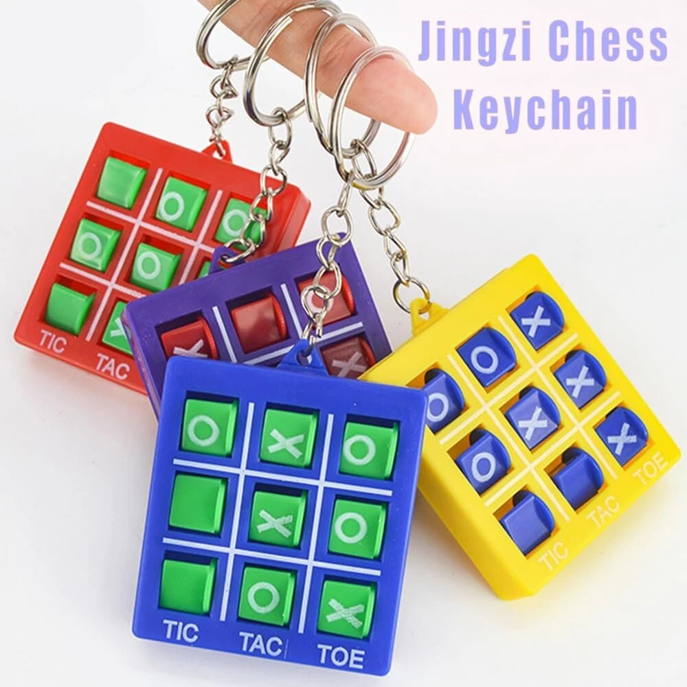 Bcedigad 4 vienetų „tic Tac Toe“ raktų pakabukų rinkinys, juokingas „tic Tac Toe“ žaislas su raktų žiedu, mini „tic Tac Toe“ žaidimas su raktų žiedu, skirtas kuprinės segtukui, gimtadienio mergaitėms