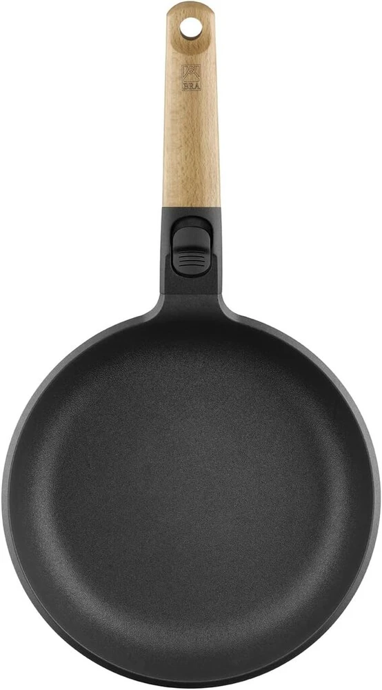 Bra Market | 28 cm keptuvė iš lieto aliuminio su nuimama natūralaus medžio rankena, triguba nelipni danga, be Pfoa, tinka visų tipų viryklėms, įskaitant indukcines