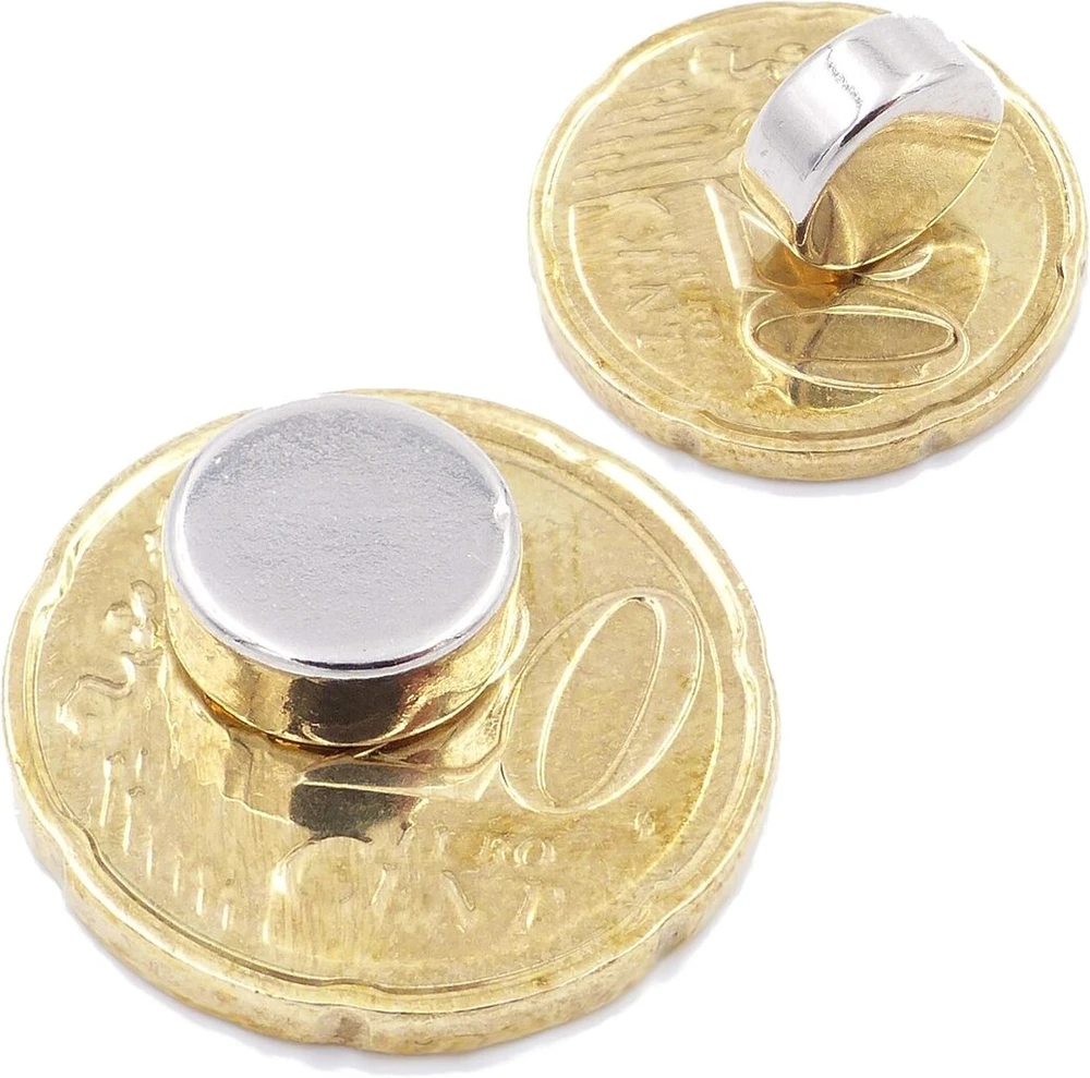 Brudazon 30 mini diskiniai magnetai 10 x 4 mm N52 stipriausio lygio neodimio magnetai itin stiprūs magnetai modelių gamybai, nuotraukoms, lentoms, skelbimų lentoms, šaldytuvams, rankdarbiams, itin stiprūs magnetiniai diskai