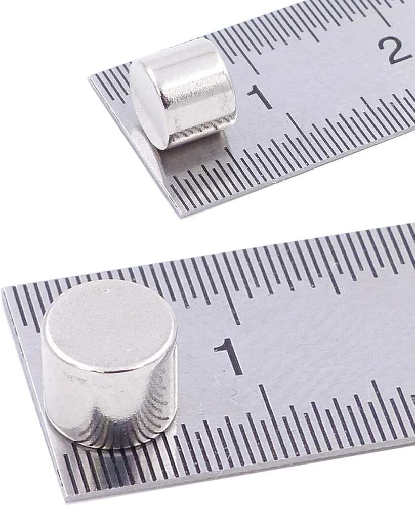 Brudazon 60 mini diskiniai magnetai 6 x 5 mm N52 stipriausio lygio neodimio magnetai itin stiprūs magnetai modeliavimui, nuotraukoms, lentoms, skelbimų lentoms, šaldytuvams, rankdarbiams, itin stiprūs diskiniai magnetai