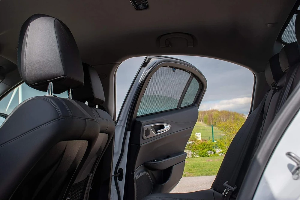 Carshades šoninių langų uždangalai (galinės durys), skirti Kia Niro 2016-2022 (2 vnt.), juodi