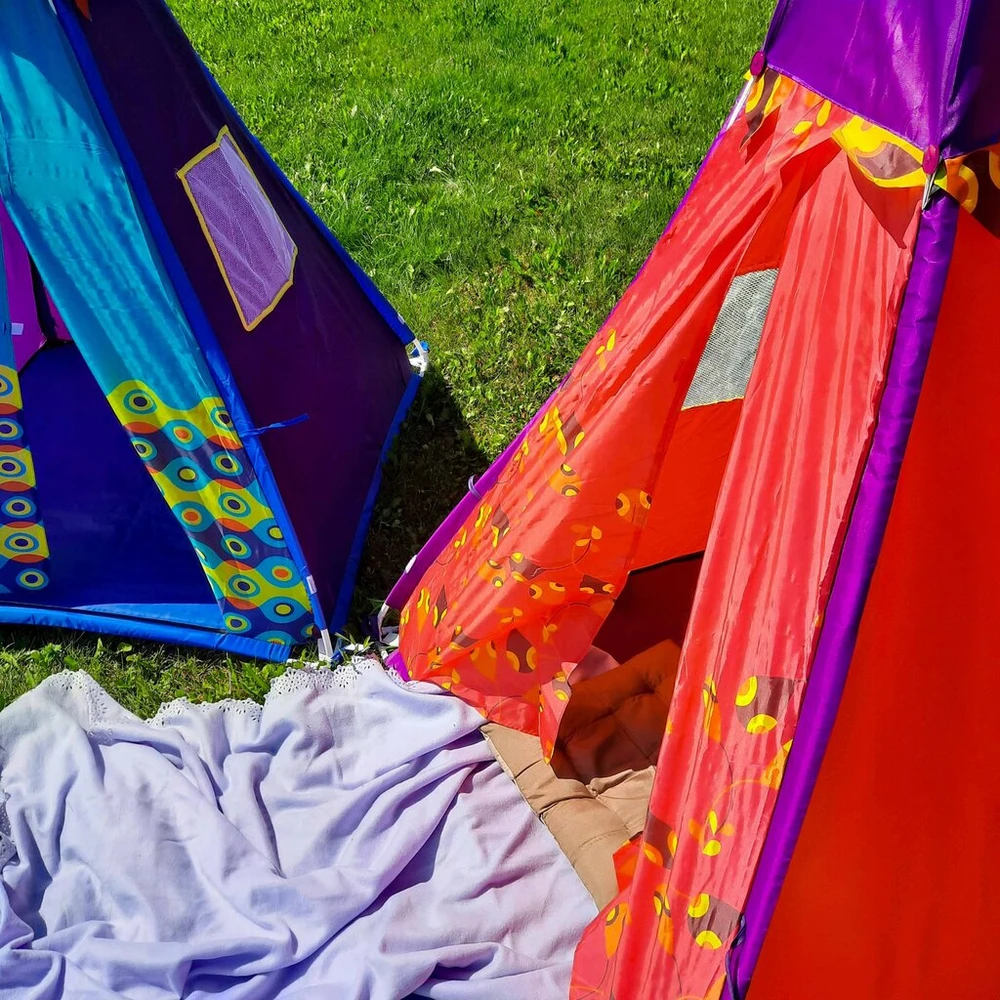 DIDELĖ VAIKIŠKA PALAPINĖ TEEPEE TIPI STABILUS NAMAS MĖLYNA