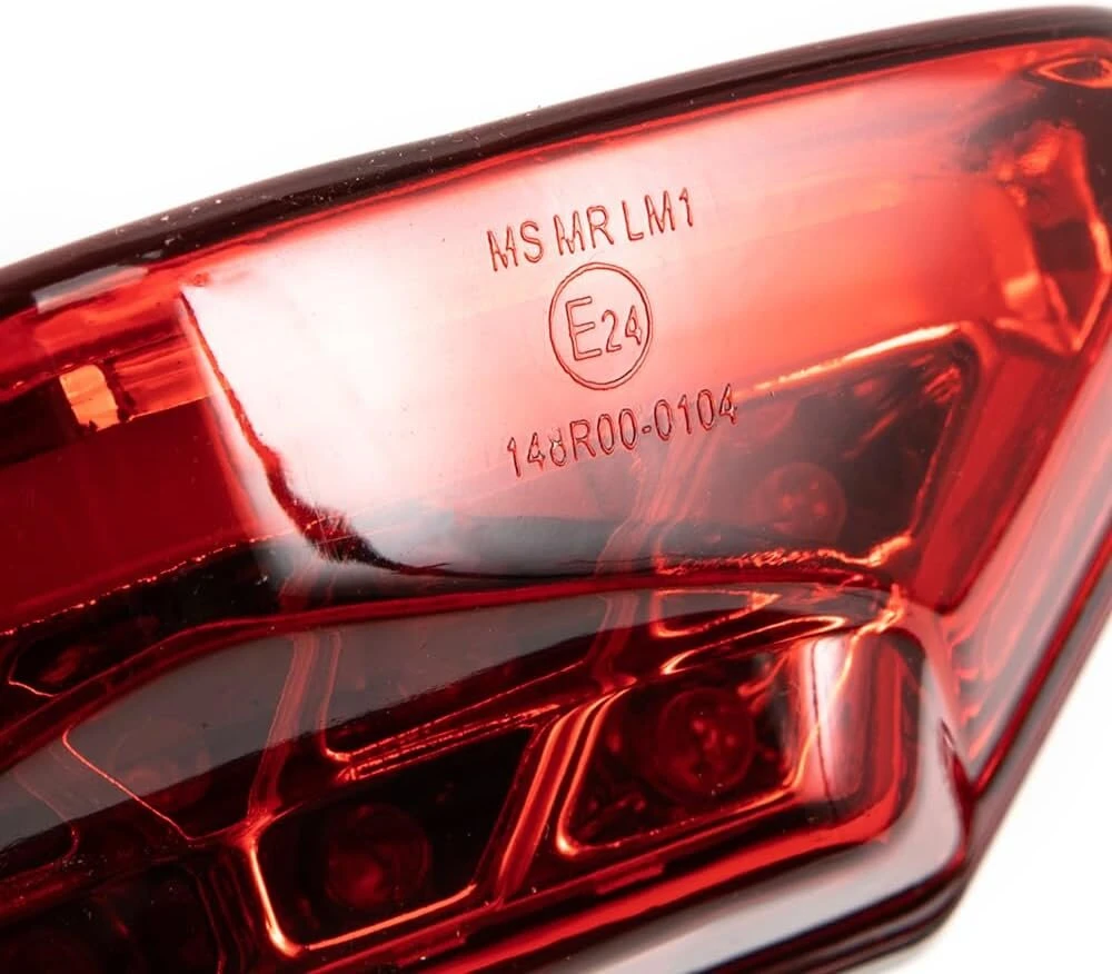 Evomosa motociklo galinis žibintas led raudonas stabdžių žibintas galinio numerio apšvietimas dienos šviesos žibintas universalus 12 v moto paspirtukui atv keturračiams triračiams (raudonas)