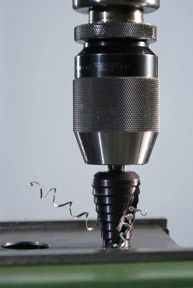 Exact 07033 pakopinis grąžtas, skersmuo 6–30 mm, spiralinė griovelis, Hss Tialn