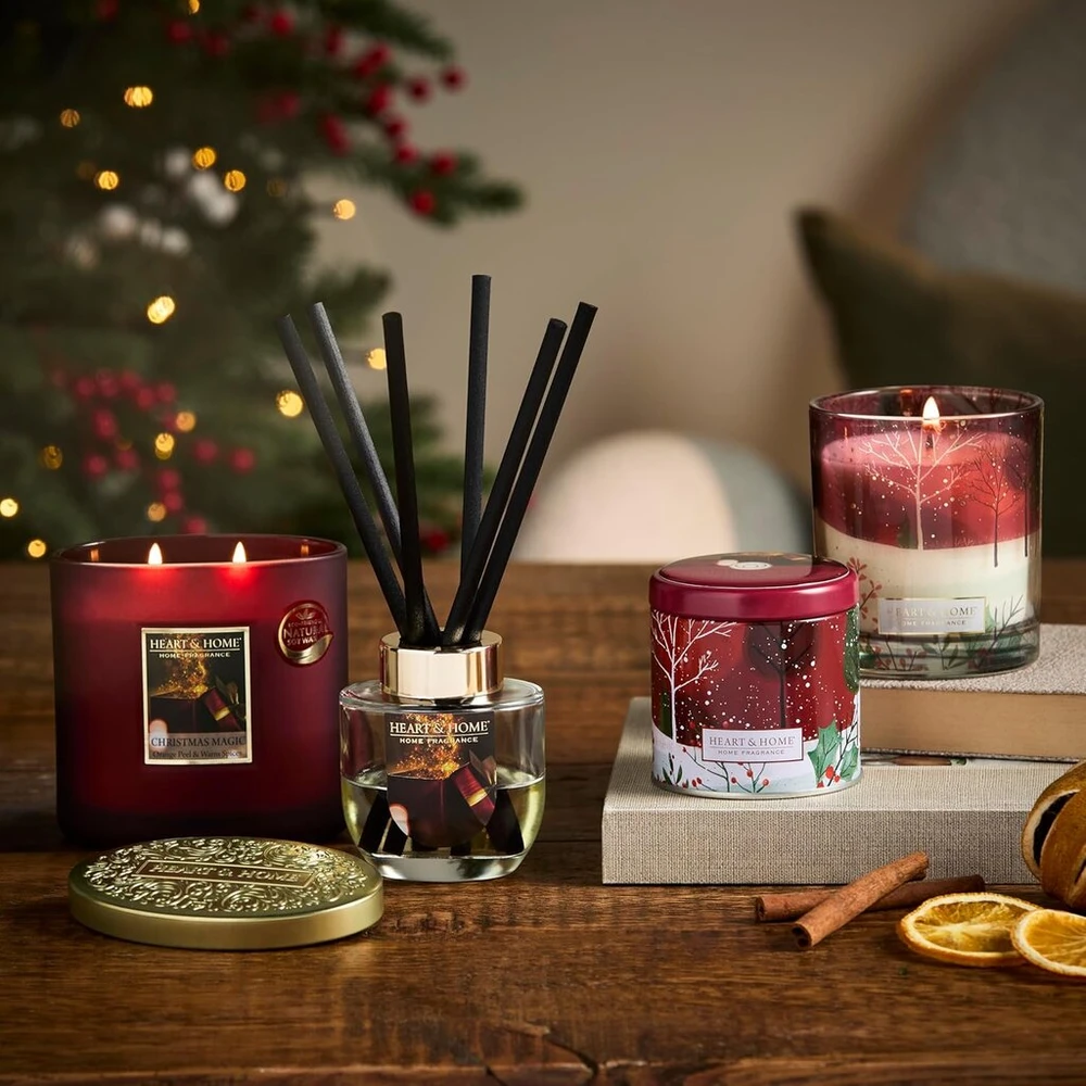 Heart & Home - natūralaus sojų vaško pagrindo kvapni žvakė namams - elipsė su 2 dagčiais Christmas Magic - degimo trukmė 40 valandų - dovana, dekoracija ir kvapas namams - stiklas